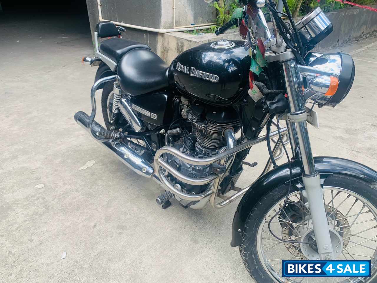 Royal Enfield Thunderbird