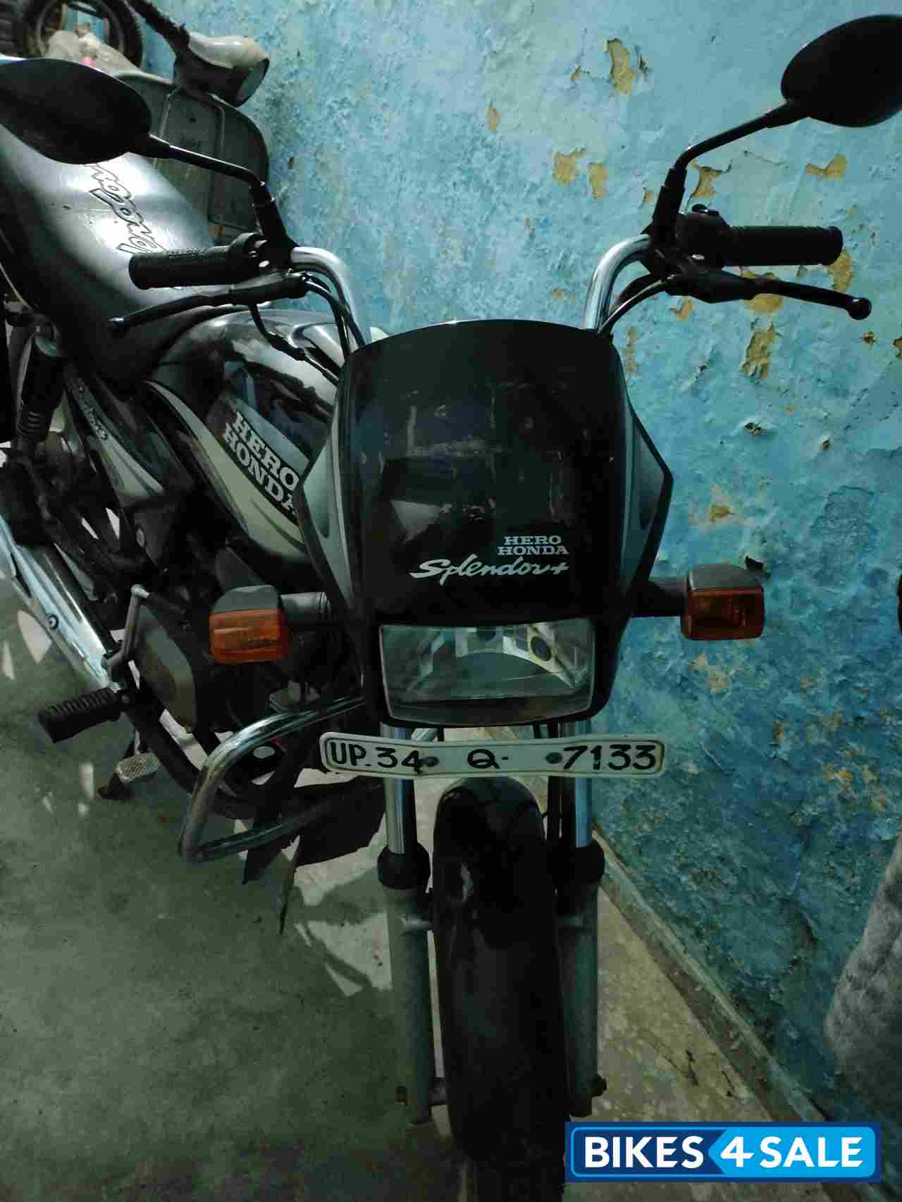 Black Hero Splendor Plus