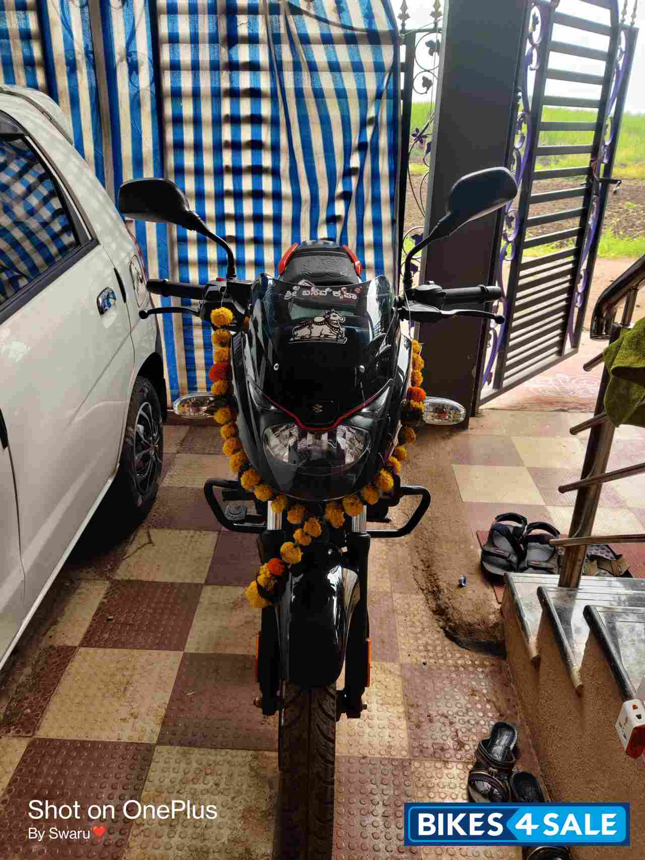 Bajaj Pulsar 125 Split Seat