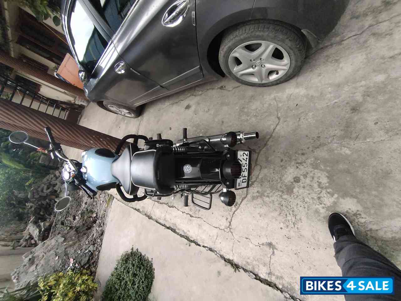 Redditch Blue Dual Disk Royal Enfield Classic 350 Redditch Blue