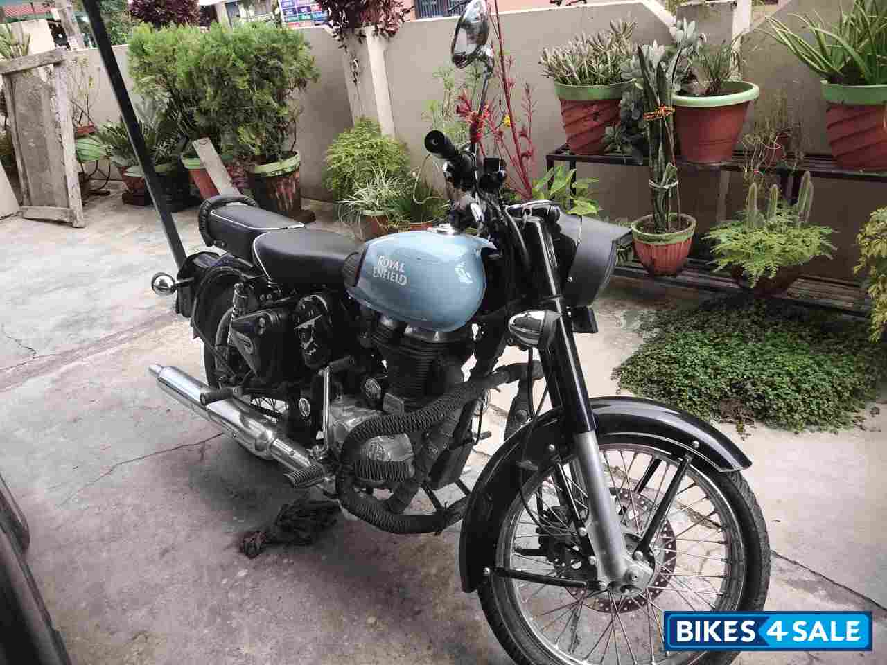 Redditch Blue Dual Disk Royal Enfield Classic 350 Redditch Blue