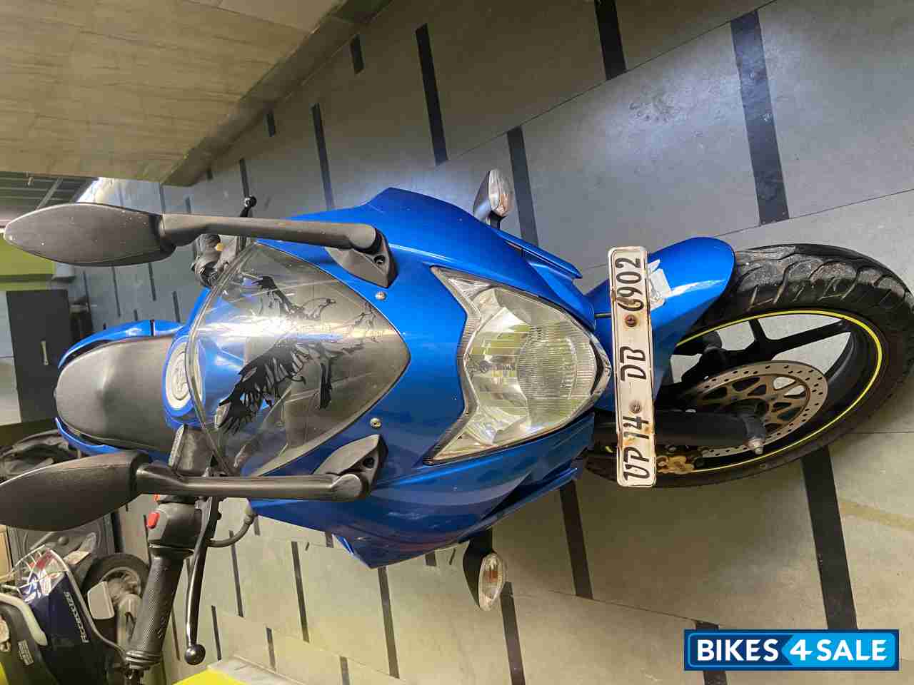 Blue Moto Gp Suzuki Gixxer SF Fi Blue Moto Gp Suzuki Gixxer SF Fi