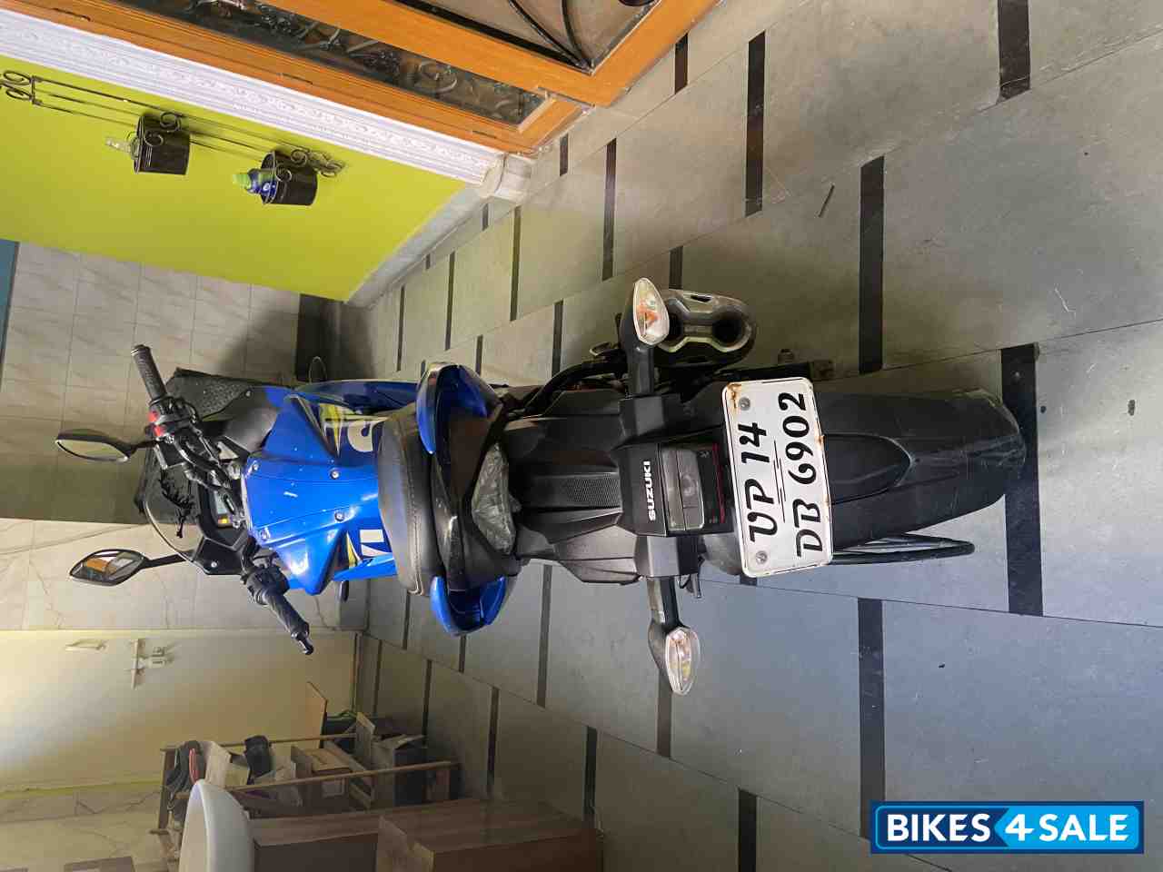 Blue Moto Gp Suzuki Gixxer SF Fi Blue Moto Gp Suzuki Gixxer SF Fi