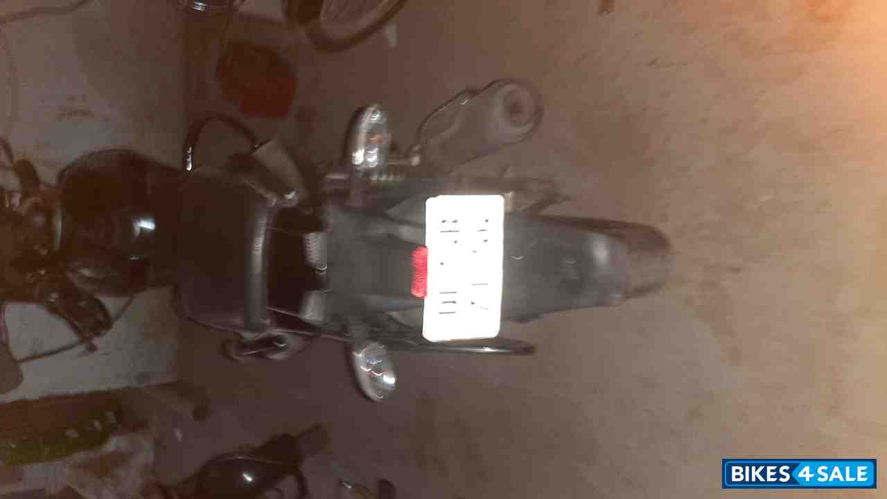 Black Bajaj Pulsar 180