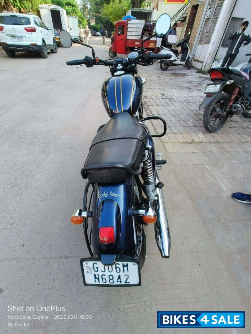 Nebula Blue Jawa 42 Dual Channel ABS AllStar Black