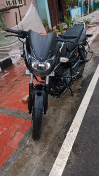 Black Bajaj Pulsar 150 Neon BS6