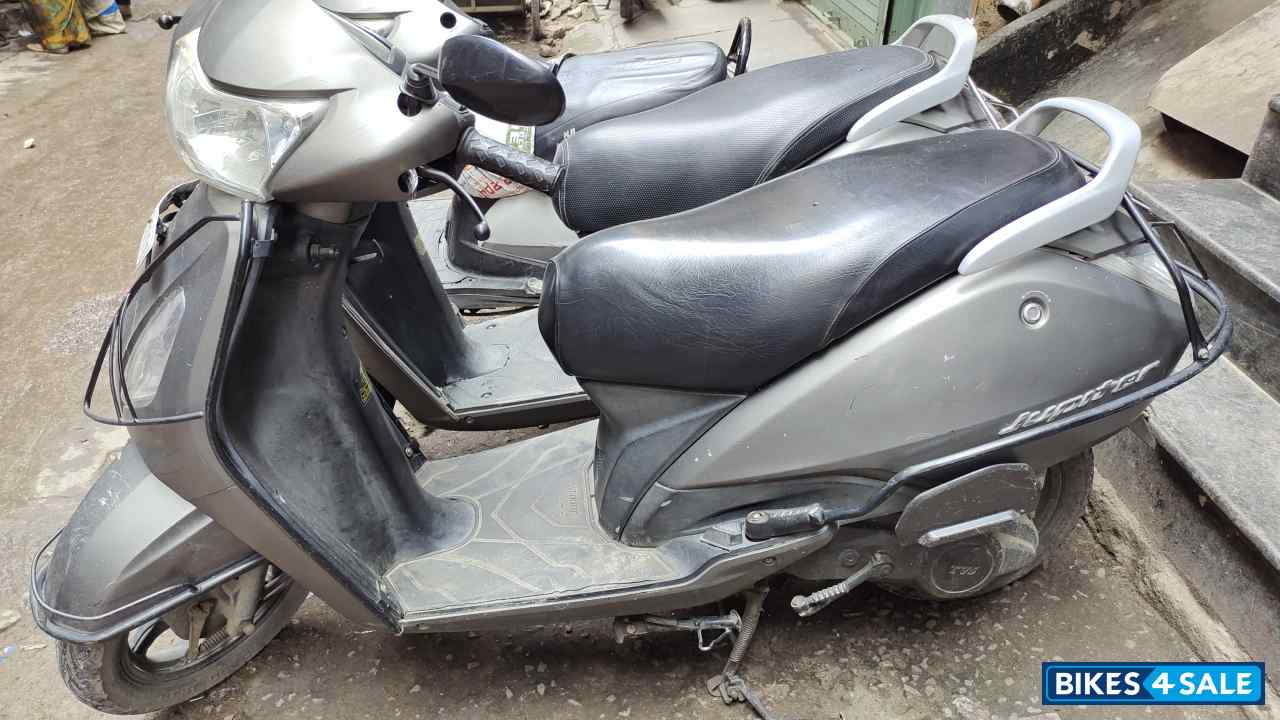 Grey TVS Jupiter
