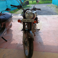 Black Royal Enfield Classic 350