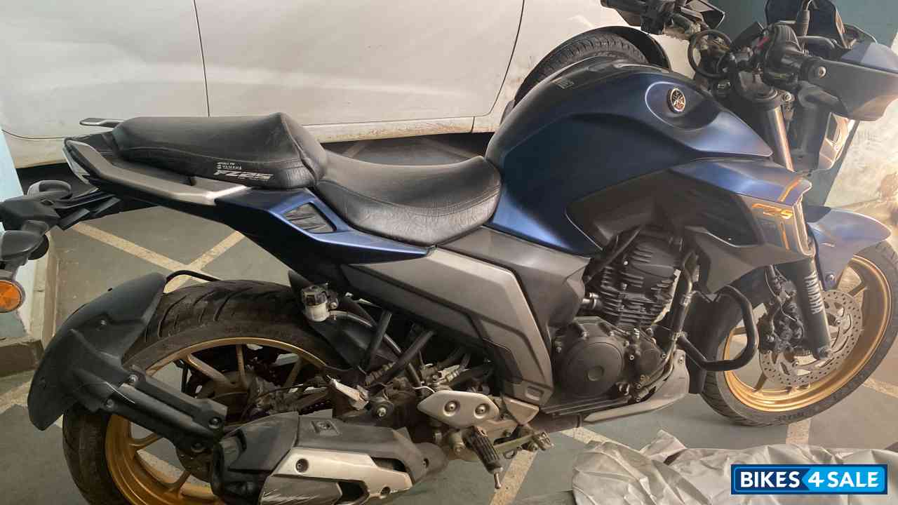 Yamaha FZS 25