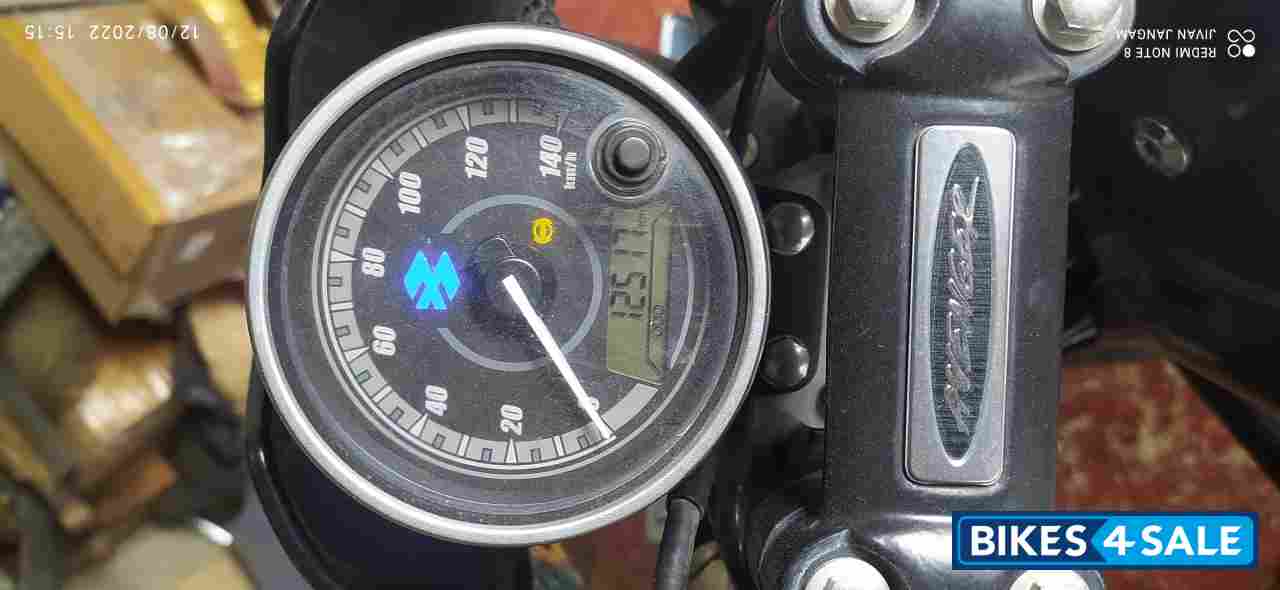 Black Bajaj Avenger Street 160