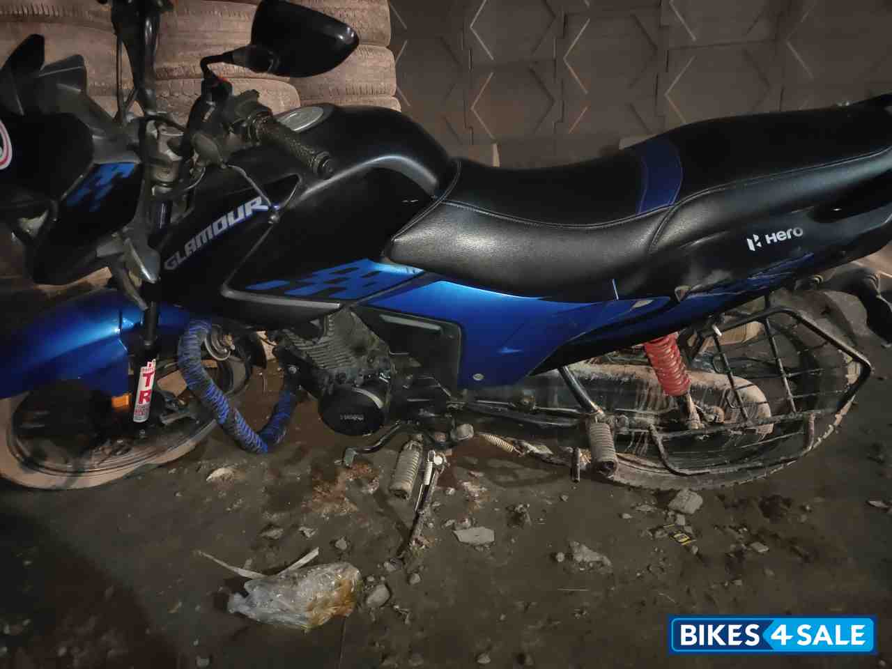 Blue And Black Hero Glamour 125