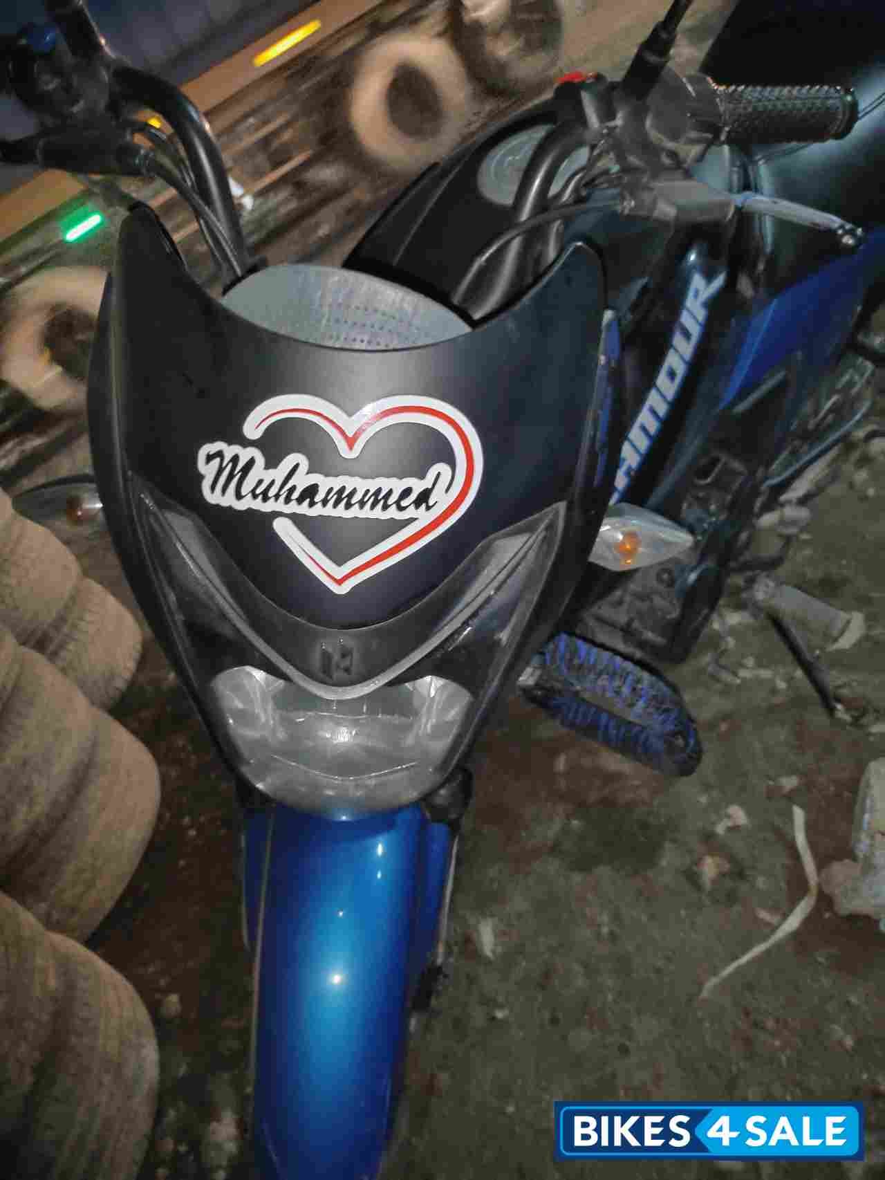 Blue And Black Hero Glamour 125