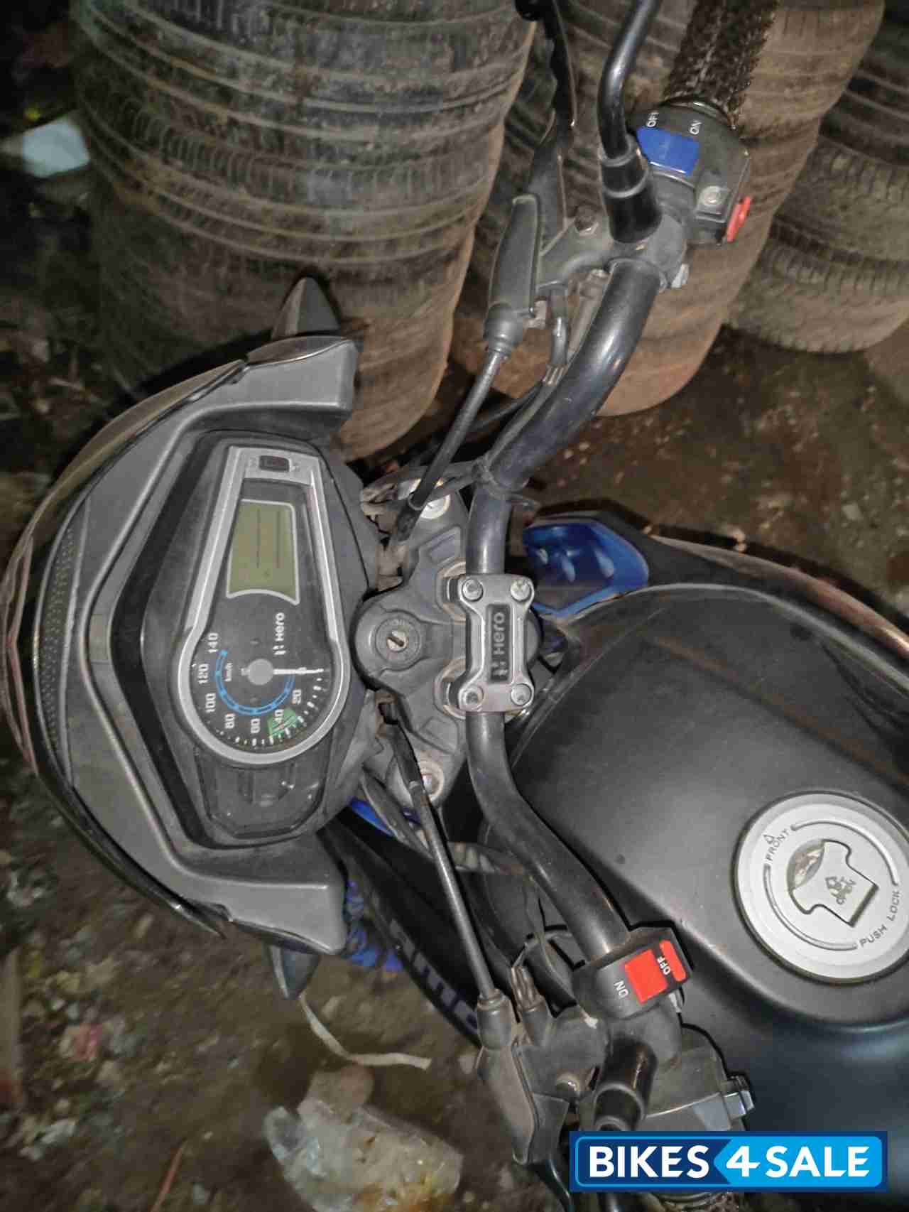 Blue And Black Hero Glamour 125