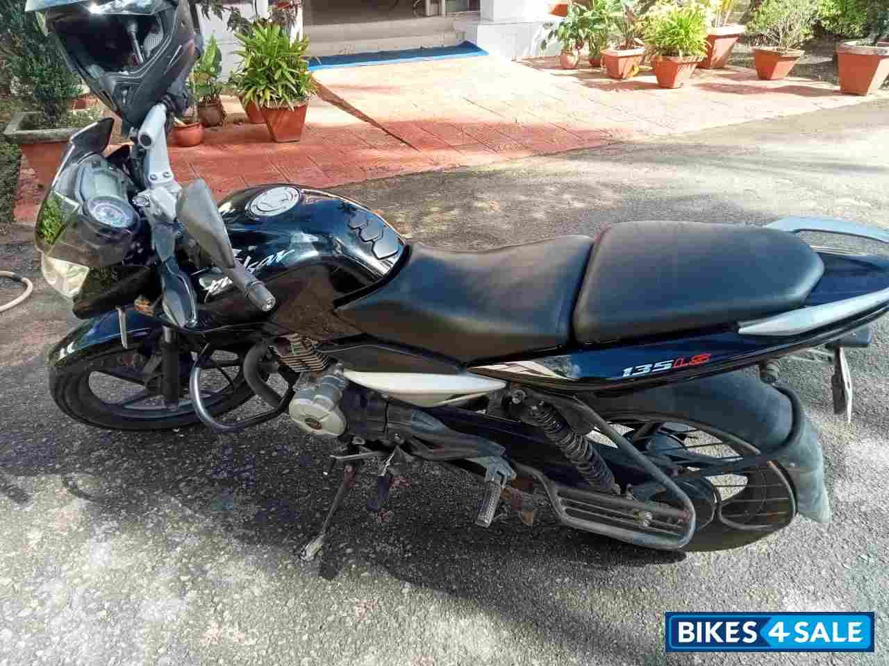 Bajaj Pulsar 135LS
