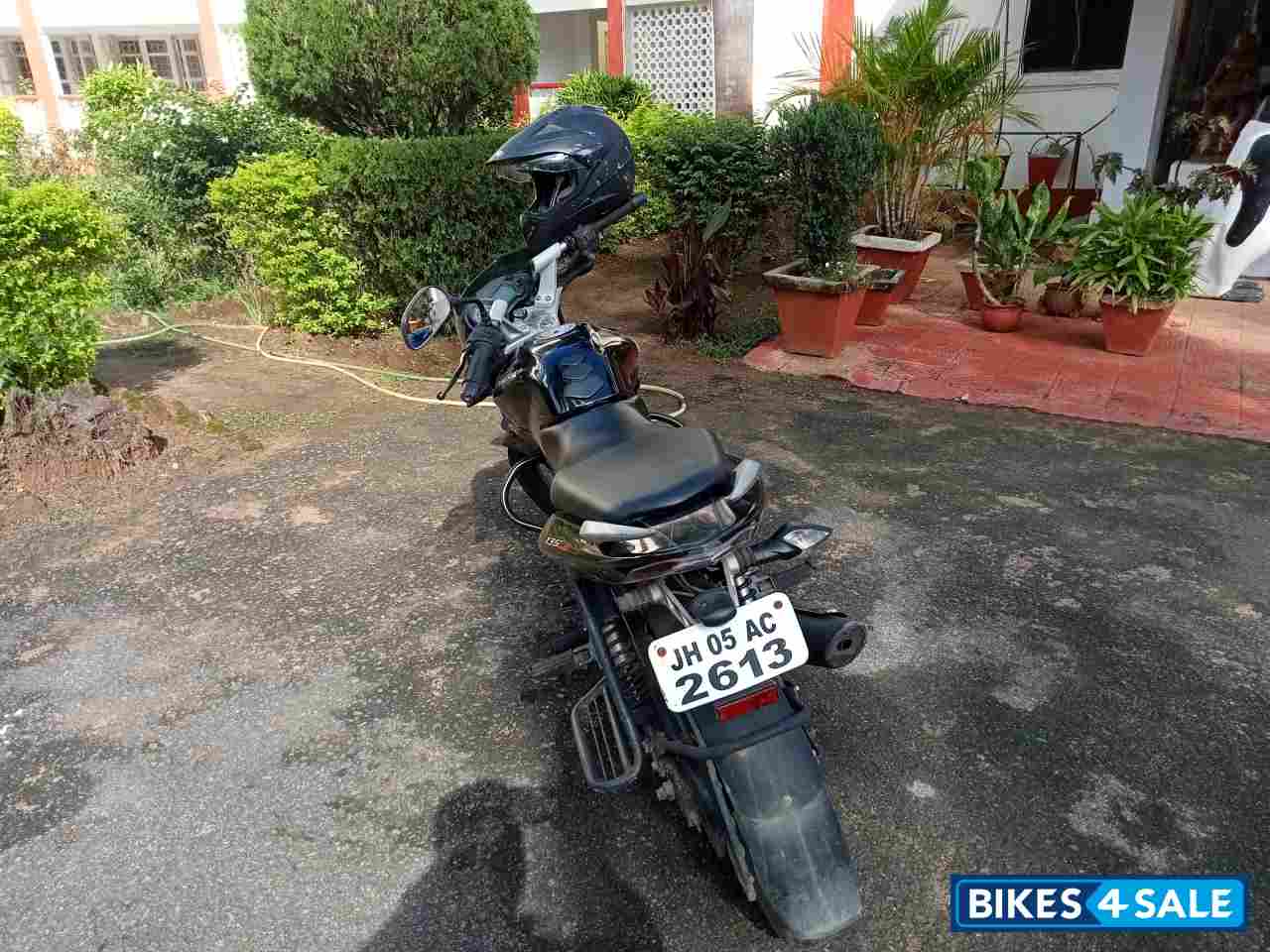 Bajaj Pulsar 135LS