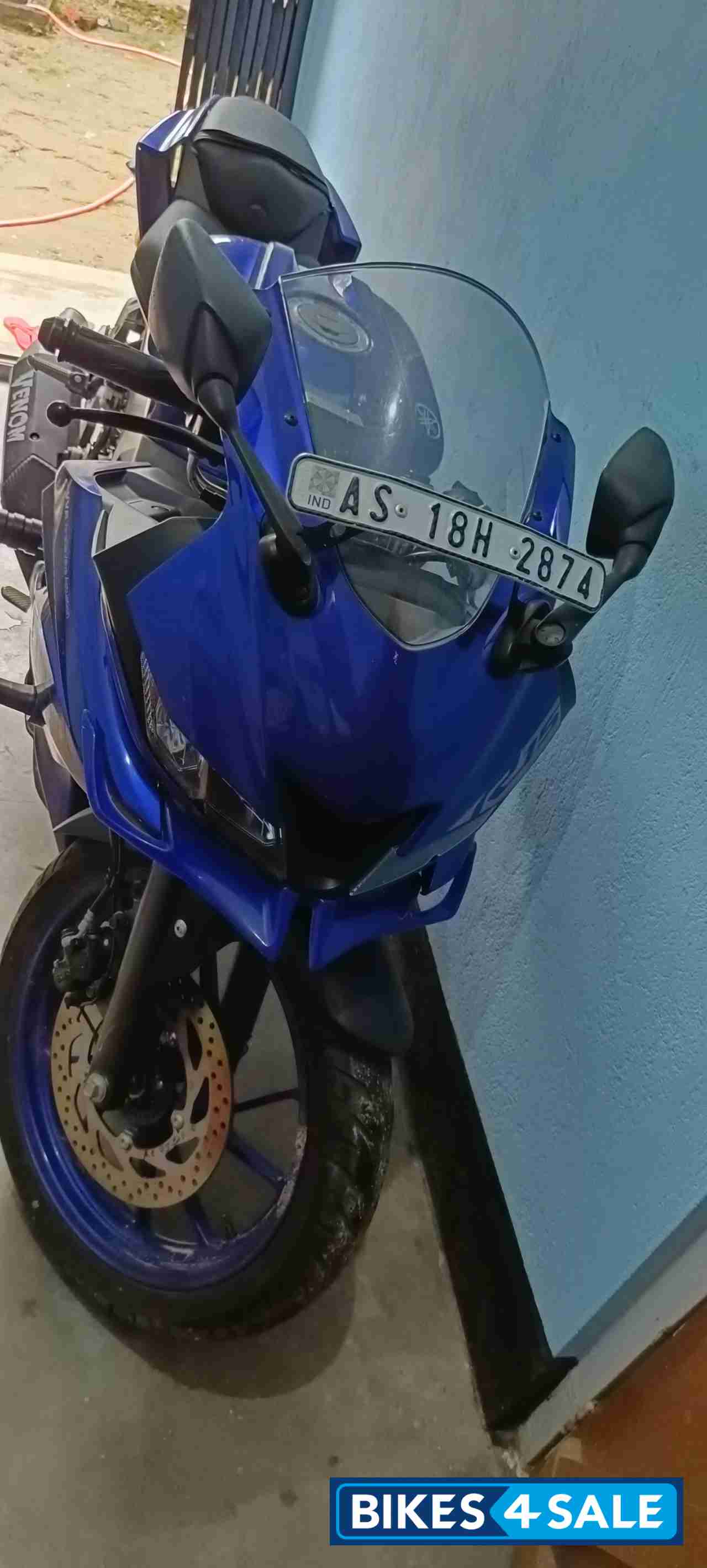 Racing Blue Yamaha YZF R15 V3 BS6