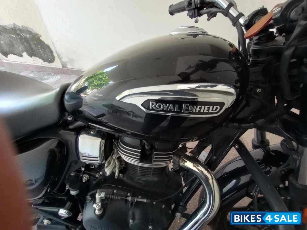 Black Royal Enfield Meteor 350 Stellar