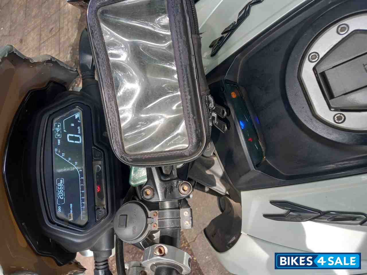 Bajaj Dominar 400 Disc