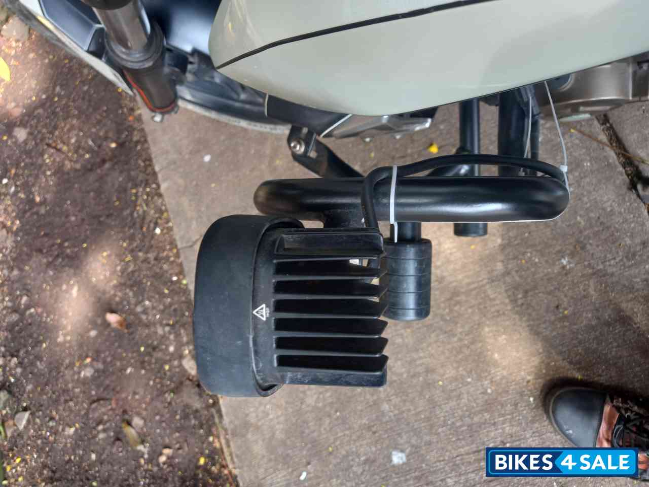 Bajaj Dominar 400 Disc