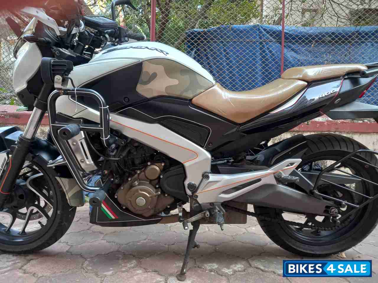 Bajaj Dominar 400 Disc