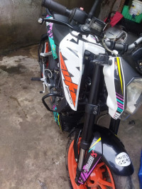 KTM Duke 200
