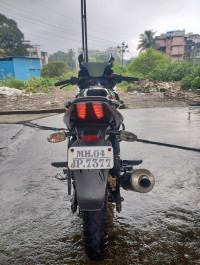 Ebony Black Met Bajaj Pulsar 220F