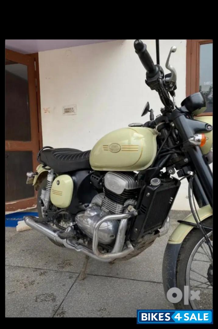 Jawa 42 Dual Channel ABS Orion Red