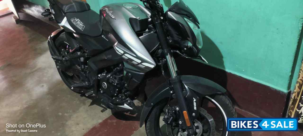 Bajaj Pulsar 200 NS ABS