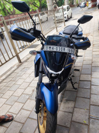 Blue Yamaha FZS 25