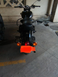 Royal Enfield Classic 500