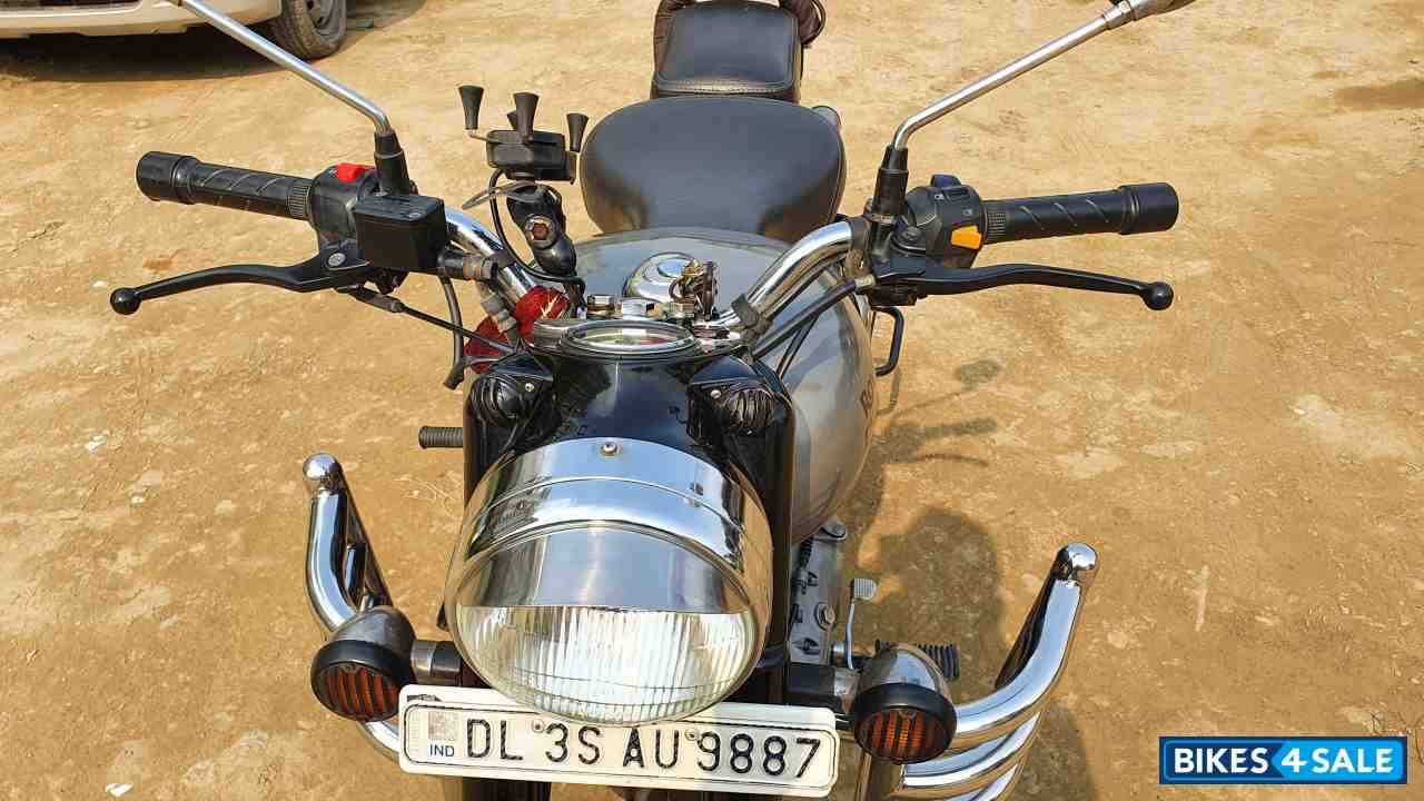 Gunmetal Grey Royal Enfield Classic Gunmetal Grey Gunmetal Grey Royal Enfield Classic Gunmetal Grey