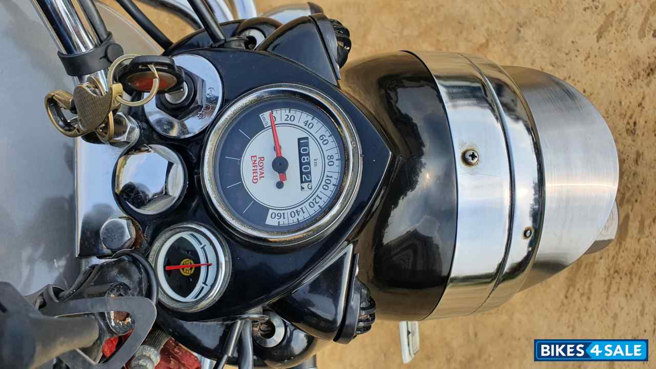 Gunmetal Grey Royal Enfield Classic Gunmetal Grey Gunmetal Grey Royal Enfield Classic Gunmetal Grey