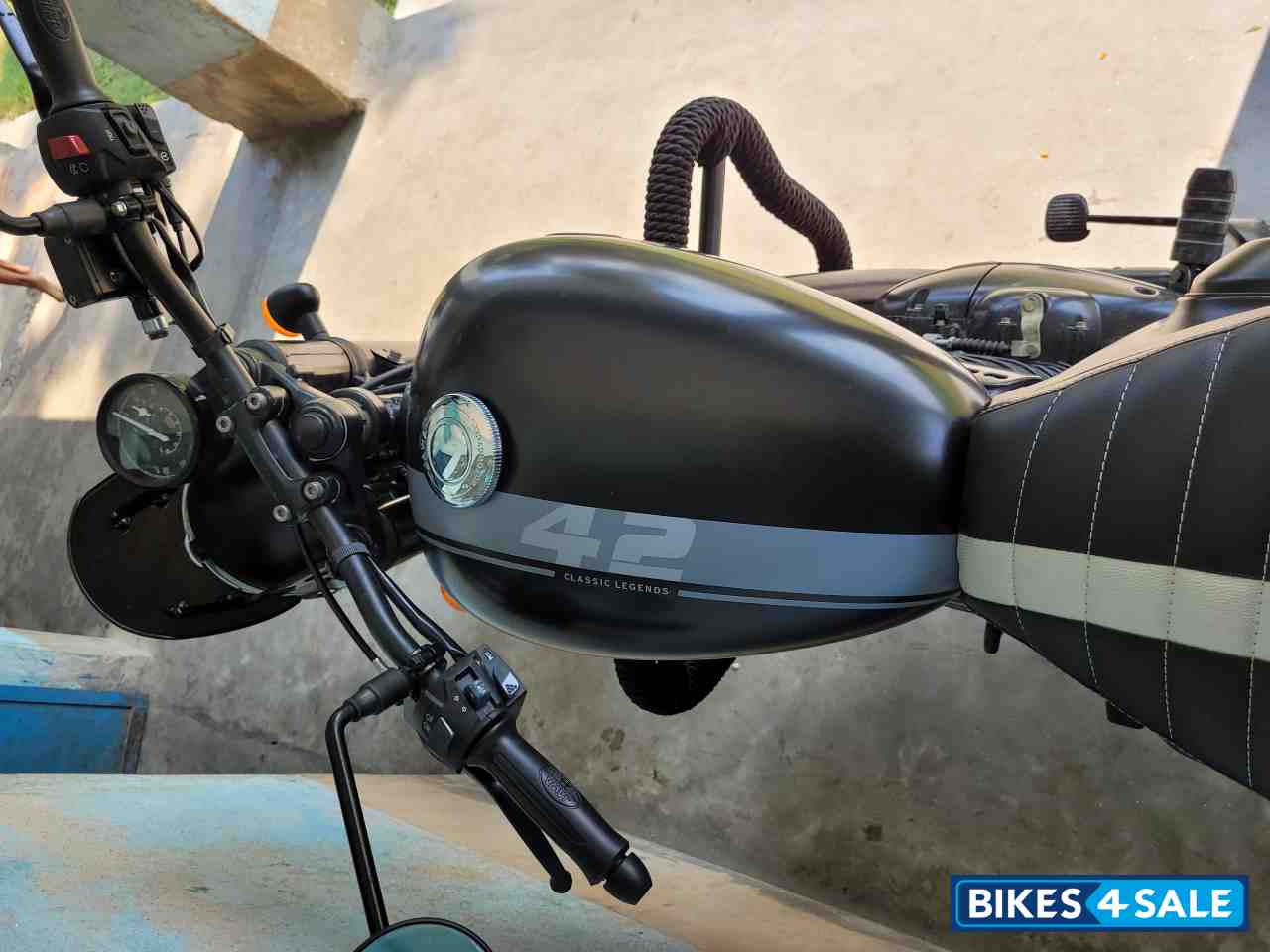 Black Jawa 42 Dual Channel ABS AllStar Black