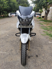 White TVS Apache RTR 180 ABS