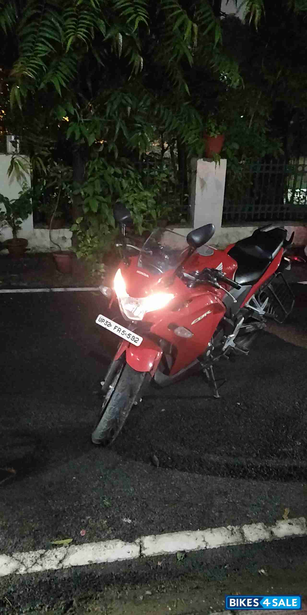 Red Honda CBR 250R ABS