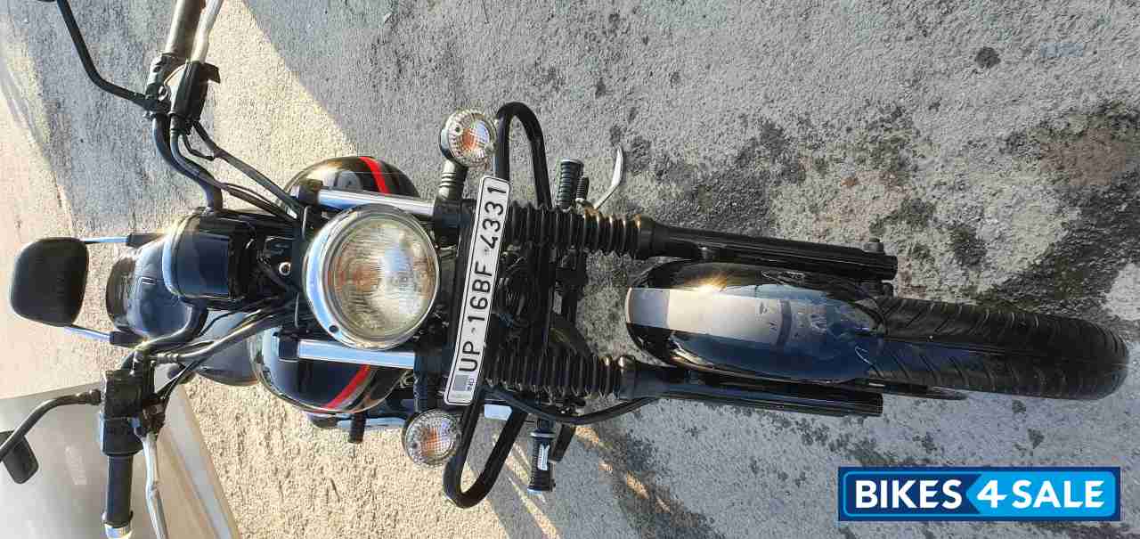 Bajaj Avenger Street 220