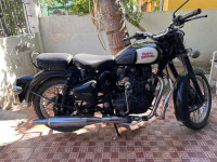 Black Royal Enfield Classic 350