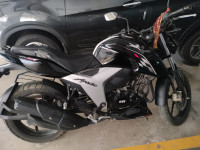 Black White TVS Apache RTR 160 4V BS6