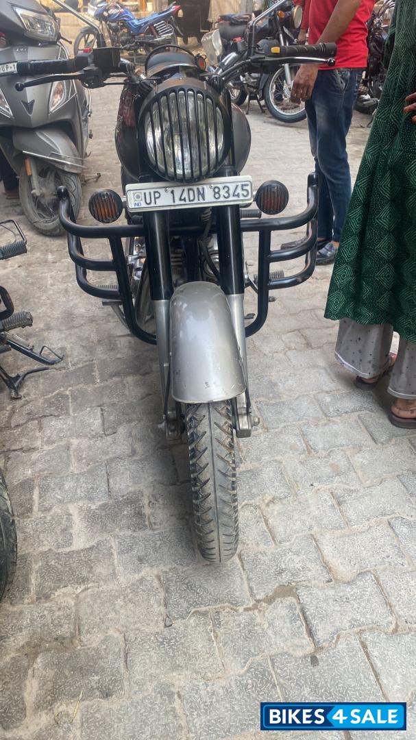 Royal Enfield Classic Gunmetal Grey Royal Enfield Classic Gunmetal Grey