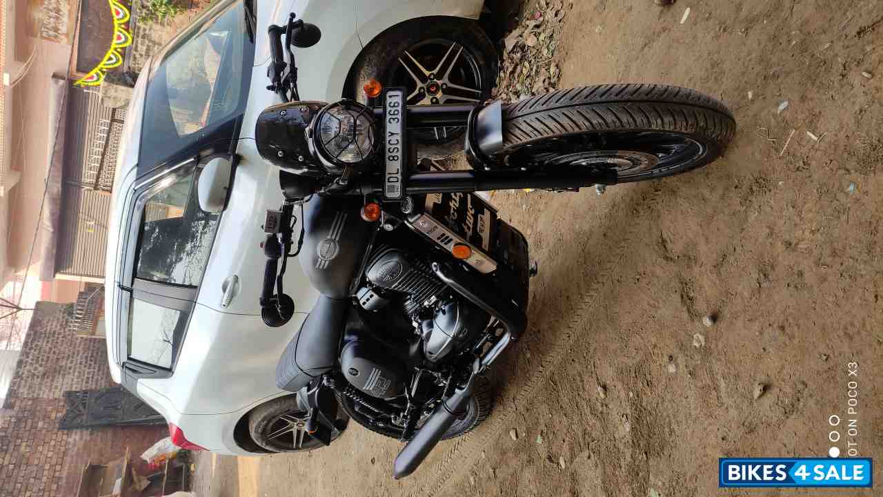 Jawa 42 Dual Channel ABS AllStar Black