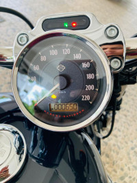 Harley Davidson 1200 Custom