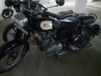 Black Royal Enfield Classic 350