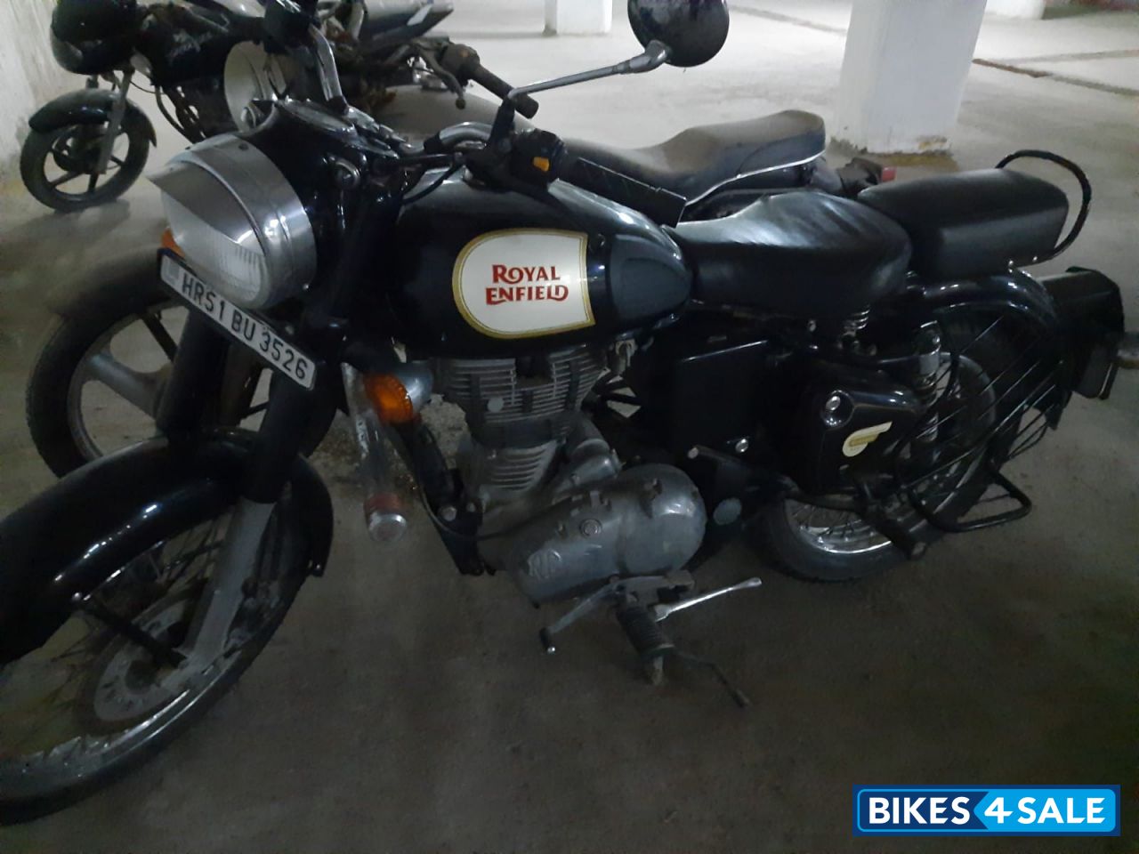 Black Royal Enfield Classic 350