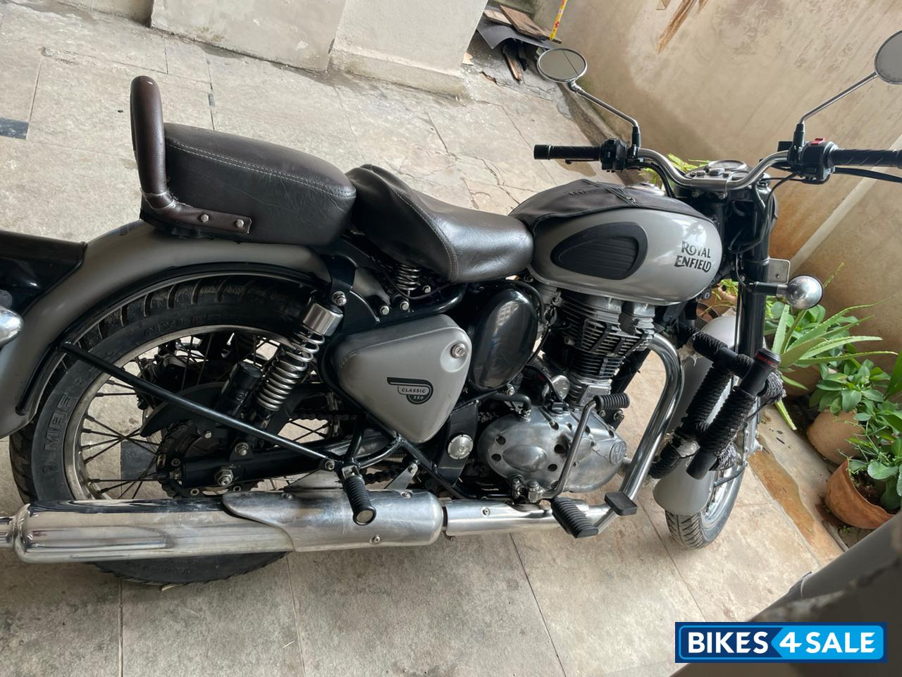 Royal Enfield Classic Gunmetal Grey