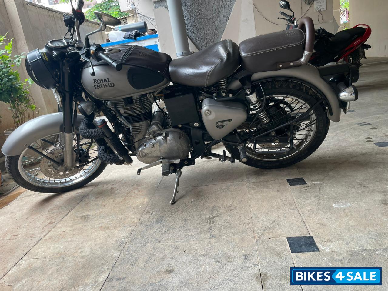 Royal Enfield Classic Gunmetal Grey