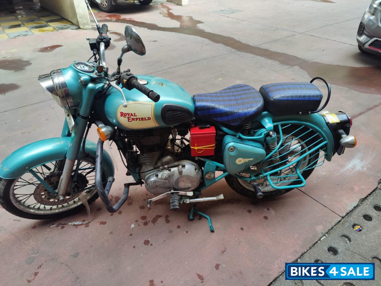 Royal Enfield Classic 500