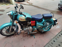 Royal Enfield Classic 500