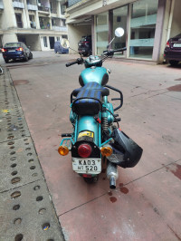 Royal Enfield Classic 500