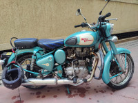 Royal Enfield Classic 500