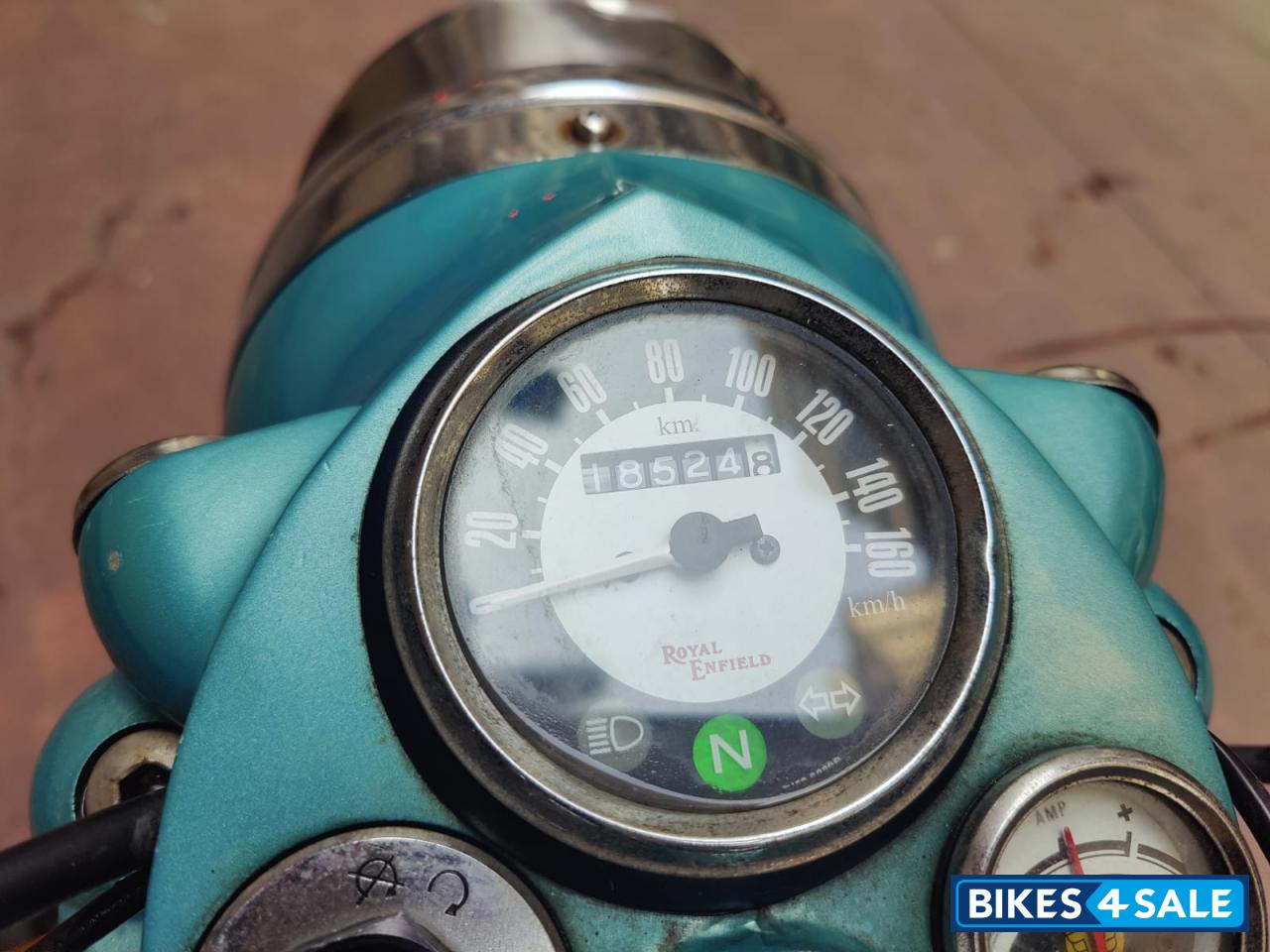 Royal Enfield Classic 500